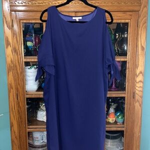 Gibson Latimer Deep Blue Cold Shoulder Midi Dress